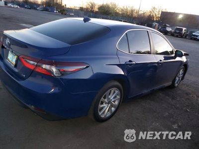 Trzecie zdjęcie samochodu z tyłu: 2023 TOYOTA CAMRY LE VIN:4T1R11AKSPU139016 - miniatura