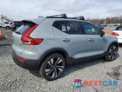 Trzecie zdjęcie samochodu z tyłu: 2024 VOLVO XC40 PLUS VIN:YV4L12ULXR2353743 - miniatura
