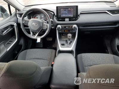 Zdjęcie 8 z 16 samochodu: 2021 TOYOTA RAV4 XLE VIN:2T3P1RFV3MC236177 - miniatura