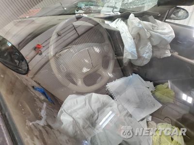 Zdjęcie 8 z 12 samochodu: 2004 BUICK REGAL LS VIN:2G4WB52KX41322568 - miniatura