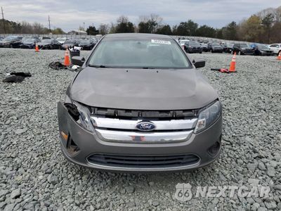 Piąte zdjęcie samochodu w środku: 2010 FORD FUSION SE VIN:3FAHP0HA6AR364927 - miniatura
