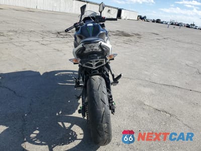 Czwarte zdjęcie samochodu z boku: 2022 KAWASAKI EX650 N VIN:ML5EXEN12NDA69270 - miniatura