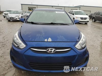 Piąte zdjęcie samochodu w środku: 2017 HYUNDAI ACCENT SE VIN:KMHCT4AE4HU248841 - miniatura