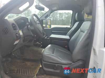 Zdjęcie 7 z 12 samochodu: 2013 FORD F450 SUPER DUTY VIN:1FDUF4GY6DEB14964 - miniatura