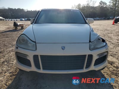 Piąte zdjęcie samochodu w środku: 2010 PORSCHE CAYENNE GTS VIN:WP1AD2AP0ALA61671 - miniatura