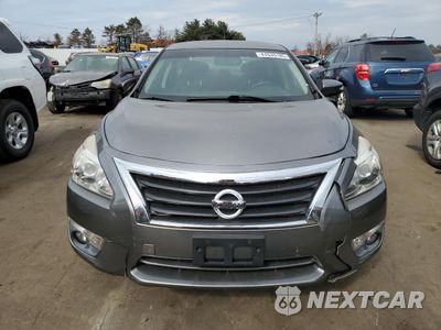 Piąte zdjęcie samochodu w środku: 2014 NISSAN ALTIMA 2.5 VIN:1N4AL3AP1EC102623 - miniatura