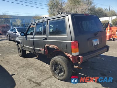 Drugie zdjęcie samochodu z przodu: 2001 JEEP CHEROKEE SPORT VIN:1J4FF48S71L523919 - miniatura