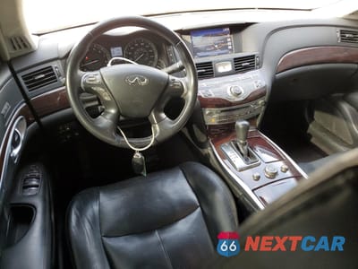 Zdjęcie 8 z 12 samochodu: 2014 INFINITI Q70 3.7 VIN:JN1BY1AP6EM260473 - miniatura