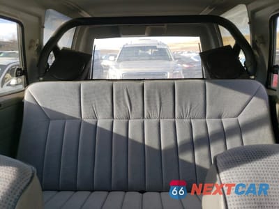 Zdjęcie 10 z 13 samochodu: 1986 TOYOTA 4RUNNER RN60 VIN:JT4RN62D6G0046230 - miniatura