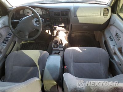 Zdjęcie 8 z 12 samochodu: 2002 TOYOTA TACOMA DOUBLE CAB PRERUNNER VIN:5TEGN92N22Z069515 - miniatura