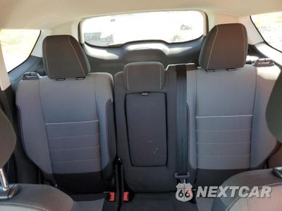 Zdjęcie 10 z 14 samochodu: 2015 FORD ESCAPE SE VIN:1FMCU0GX2FUC73524 - miniatura