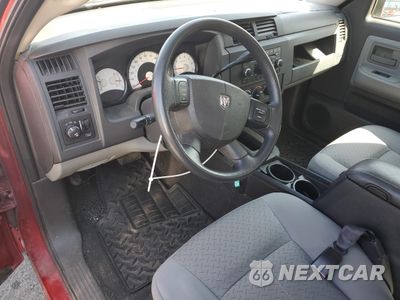 Zdjęcie 8 z 13 samochodu: 2008 DODGE DAKOTA SXT VIN:1D7HE32K78S601576 - miniatura