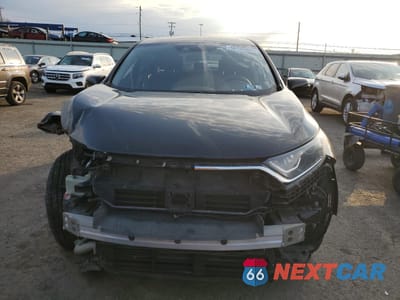 Piąte zdjęcie samochodu w środku: 2018 HONDA CR-V EX VIN:2HKRW2H59JH628497 - miniatura