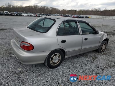 Trzecie zdjęcie samochodu z tyłu: 1999 HYUNDAI ACCENT GL VIN:KMHVF24N2XU570019 - miniatura