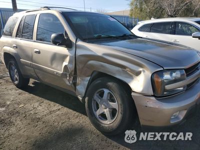 Czwarte zdjęcie samochodu z boku: 2004 CHEVROLET TRAILBLAZER LS VIN:1GNDS13S742215049 - miniatura