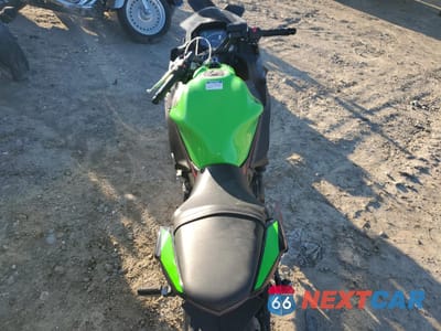 Zdjęcie 6 z 9 samochodu: 2022 KAWASAKI EX650 N VIN:ML5EXEN14NDA48159 - miniatura