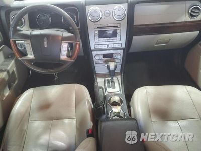 Zdjęcie 8 z 12 samochodu: 2008 LINCOLN MKZ VIN:3LNHM26T18R636955 - miniatura