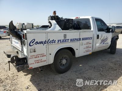 Trzecie zdjęcie samochodu z tyłu: 2004 FORD F250 SUPER DUTY VIN:1FDNF20L04ED58147 - miniatura