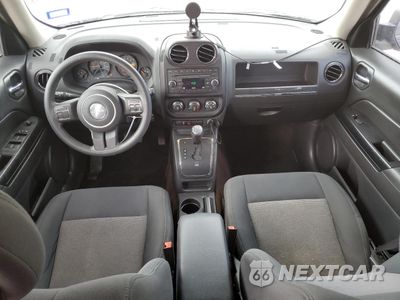 Zdjęcie 8 z 15 samochodu: 2014 JEEP PATRIOT SPORT VIN:1C4NJPBA3ED769884 - miniatura