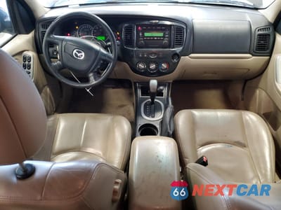 Zdjęcie 8 z 13 samochodu: 2006 MAZDA TRIBUTE I VIN:4F2YZ02Z36KM24578 - miniatura