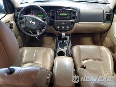 Zdjęcie 8 z 13 samochodu: 2006 MAZDA TRIBUTE I VIN:4F2YZ02Z36KM24578 - miniatura