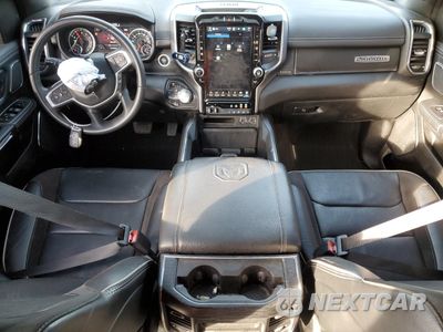 Zdjęcie 8 z 14 samochodu: 2024 RAM 1500 LARAMIE VIN:1C6SRFJTXRN115853 - miniatura