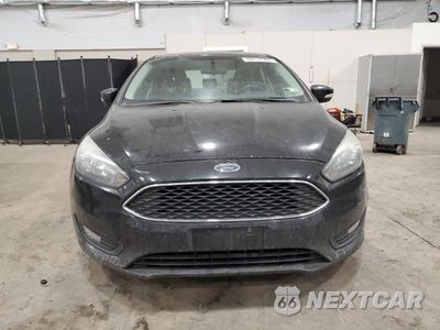 Piąte zdjęcie samochodu w środku: 2015 FORD FOCUS SE VIN:1FADP3F21FL285263 - miniatura
