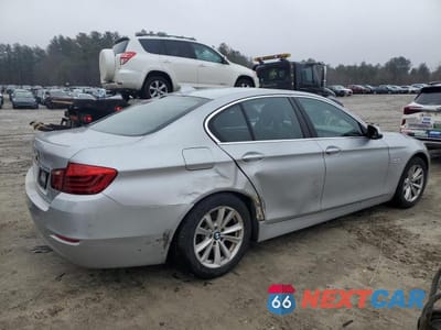 Trzecie zdjęcie samochodu z tyłu: 2016 BMW 528 XI VIN:WBA5A7C51GG145291 - miniatura
