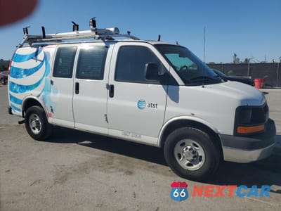 Czwarte zdjęcie samochodu z boku: 2014 CHEVROLET EXPRESS G2500 VIN:1GCWGFCA4E1115649 - miniatura