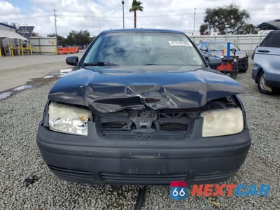 Piąte zdjęcie samochodu w środku: 2000 VOLKSWAGEN JETTA GLS TDI VIN:3VWSF29M8YM118974 - miniatura