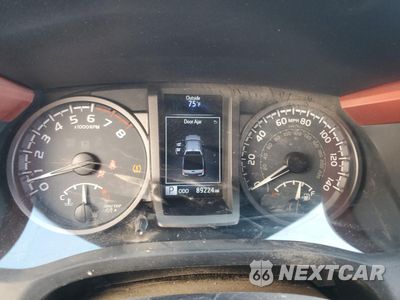 Zdjęcie 9 z 12 samochodu: 2016 TOYOTA TACOMA DOUBLE CAB VIN:3TMAZ5CN2GM002872 - miniatura