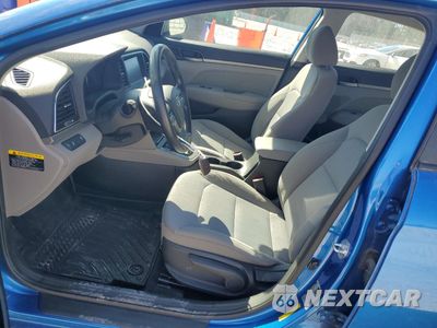 Zdjęcie 7 z 14 samochodu: 2018 HYUNDAI ELANTRA SEL VIN:5NPD84LF4JH356389 - miniatura