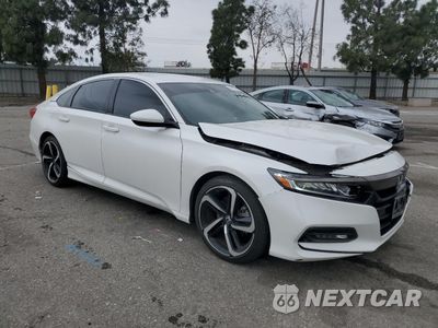 Czwarte zdjęcie samochodu z boku: 2018 HONDA ACCORD SPORT VIN:1HGCV1F34JA063895 - miniatura