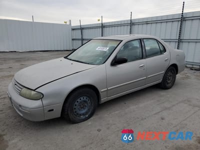 1995 NISSAN ALTIMA XE 1N4BU31D5SC184567 - główne zdjęcie licytacji z USA - miniatura