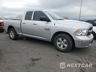 Czwarte zdjęcie samochodu z boku: 2018 RAM 1500 SLT VIN:1C6RR6GG0JS105329 - miniatura