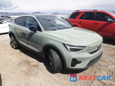 Czwarte zdjęcie samochodu z boku: 2023 VOLVO C40 RECHARGE ULTIMATE VIN:YV4ED3GM1P2056979 - miniatura