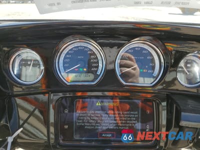 Zdjęcie 7 z 9 samochodu: 2021 HARLEY-DAVIDSON FLHTK VIN:1HD1KEF16MB670267 - miniatura