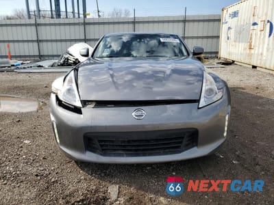 Piąte zdjęcie samochodu w środku: 2014 NISSAN 370Z BASE VIN:JN1AZ4EH5EM635041 - miniatura