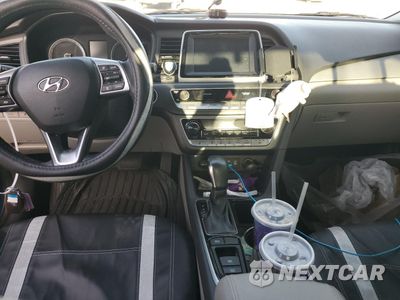 Zdjęcie 8 z 12 samochodu: 2017 HYUNDAI SONATA SPO VIN:5NPE34AF4HK807344 - miniatura