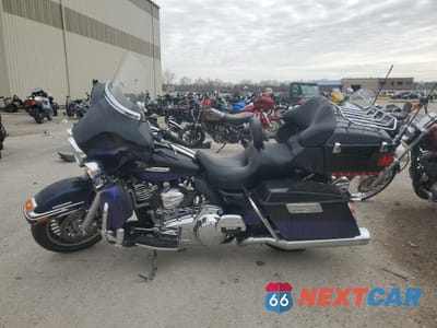 Trzecie zdjęcie samochodu z tyłu: 2010 HARLEY-DAVIDSON FLHTK VIN:1HD1KEM1XAB630448 - miniatura