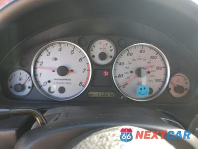 Zdjęcie 9 z 12 samochodu: 2004 MAZDA MX-5 MIATA SPEED VIN:JM1NB354940408273 - miniatura