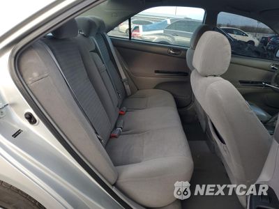 Zdjęcie 10 z 12 samochodu: 2005 TOYOTA CAMRY LE VIN:4T1BE30K75U982540 - miniatura