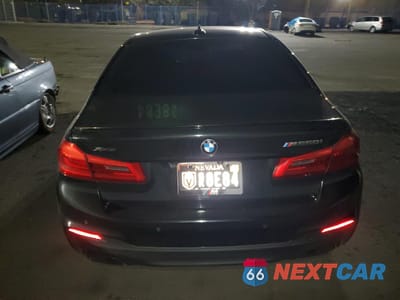 Zdjęcie 6 z 12 samochodu: 2018 BMW M550XI VIN:WBAJB9C55JG463848 - miniatura