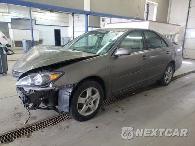 2004 TOYOTA CAMRY LE 4T1BE30K44U876691 - główne zdjęcie licytacji z USA - miniatura