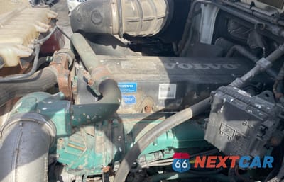 Zdjęcie 7 z 11 samochodu: 2013 VOLVO VN VNM VIN:4V4MC9EH6DN136951 - miniatura