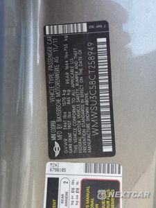 Zdjęcie 12 z 12 samochodu: 2012 MINI COOPER VIN:WMWSU3C58CT258949 - miniatura