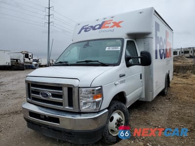 2023 FORD ECONOLINE E350 SUPER DUTY CUTAWAY VAN 1FDWE3FK4PDD13704 - główne zdjęcie licytacji z USA - miniatura