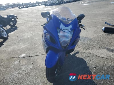 Drugie zdjęcie samochodu z przodu: 2017 SUZUKI GSX1300 RA VIN:JS1GX72B0H2100742 - miniatura
