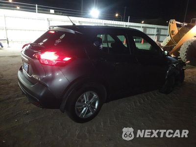 Trzecie zdjęcie samochodu z tyłu: 2019 NISSAN KICKS S VIN:3N1CP5CU1KL537666 - miniatura