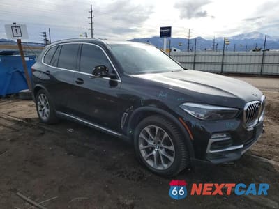 Czwarte zdjęcie samochodu z boku: 2019 BMW X5 XDRIVE40I VIN:5UXCR6C51KLL34289 - miniatura